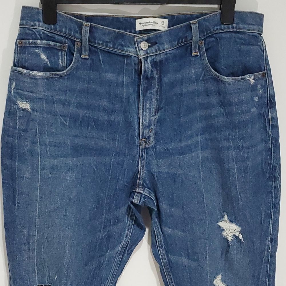 ABERCROMBIE & Fitch 36x26 High Rise Mom Jeans - Picture 2 of 7